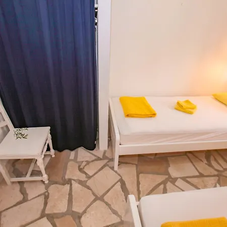 Erika * Rogoznica (Sibenik-Knin)